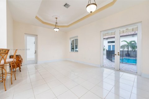 Villa ou maison à louer à Miami, Floride: 1 chambre, 115.66 m2 № 1929635 - photo 10