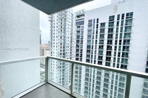Condo in Miami, Florida, 1 bedroom  № 2049985 - photo 7