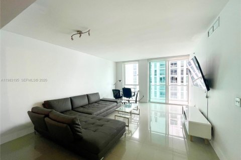 Condo in Miami, Florida, 1 bedroom  № 2049985 - photo 13