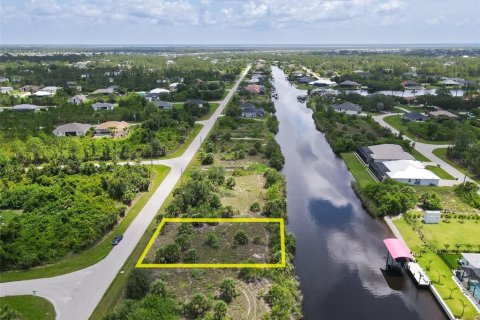Terreno en venta en Port Charlotte, Florida № 1824181 - foto 3