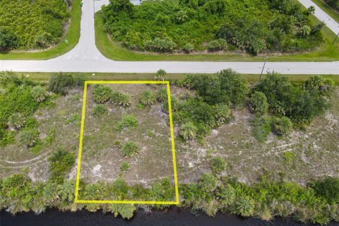 Terreno en venta en Port Charlotte, Florida № 1824181 - foto 4