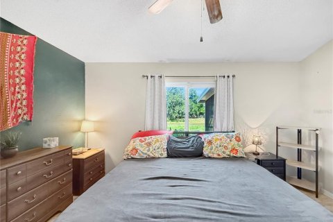Villa ou maison à vendre à Valrico, Floride: 4 chambres, 136.29 m2 № 2216776 - photo 12