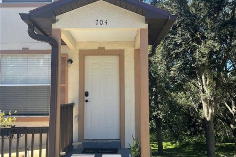 Adosado en alquiler en Clearwater, Florida, 3 dormitorios, 160.54 m2 № 1843754 - foto 1