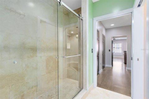 Condo in Orlando, Florida, 1 bedroom  № 1554637 - photo 4