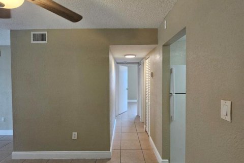 Condominio en alquiler en Deerfield Beach, Florida, 2 dormitorios, 119.84 m2 № 2088235 - foto 4