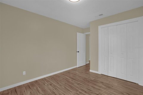 House in Clermont, Florida 3 bedrooms, 160.26 sq.m. № 2258618 - photo 18