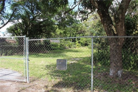 Terreno en venta en North Miami, Florida № 1981890 - foto 5