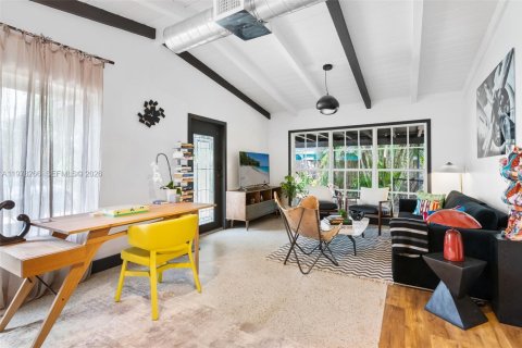 House in Fort Lauderdale, Florida 3 bedrooms, 103.68 sq.m. № 2066820 - photo 4