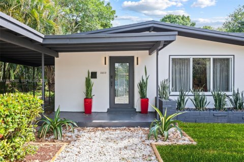 House in Fort Lauderdale, Florida 3 bedrooms, 103.68 sq.m. № 2066820 - photo 30