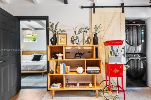 House in Fort Lauderdale, Florida 3 bedrooms, 103.68 sq.m. № 2066820 - photo 29