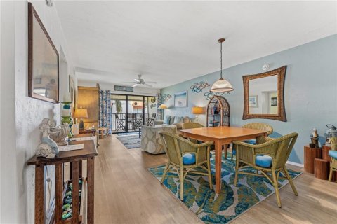 Condominio en venta en Bradenton Beach, Florida, 2 dormitorios, 100.33 m2 № 2099263 - foto 9