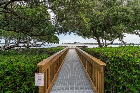 Condominio en venta en Bradenton Beach, Florida, 2 dormitorios, 100.33 m2 № 2099263 - foto 28