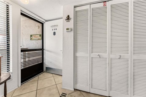 Condominio en venta en Bradenton Beach, Florida, 2 dormitorios, 100.33 m2 № 2099263 - foto 4