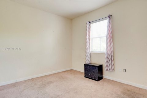 House in Homestead, Florida 4 bedrooms, 184.13 sq.m. № 2007162 - photo 25