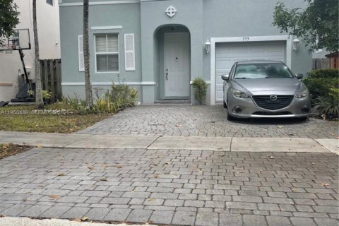 Casa en Homestead, Florida 4 dormitorios, 184.13 m2 № 2007162