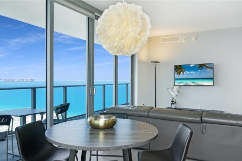 Condominio en venta en Hollywood, Florida, 2 dormitorios, 99.87 m2 № 2030557 - foto 23