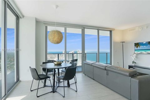Condominio en venta en Hollywood, Florida, 2 dormitorios, 99.87 m2 № 2030557 - foto 26
