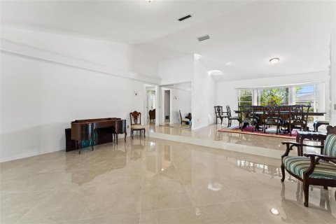 Villa ou maison à vendre à Venice, Floride: 3 chambres, 281.77 m2 № 2419775 - photo 16