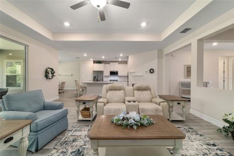 House in BELLECHASE in Ocala, Florida 4 bedrooms, 212.93 sq.m. № 2218925 - photo 9