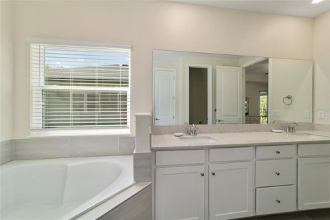 House in BELLECHASE in Ocala, Florida 4 bedrooms, 212.93 sq.m. № 2218925 - photo 28