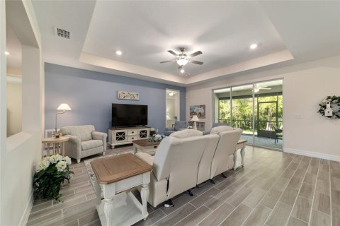 House in BELLECHASE in Ocala, Florida 4 bedrooms, 212.93 sq.m. № 2218925 - photo 5