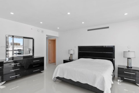 Condominio en venta en Hollywood, Florida, 4 dormitorios, 287.16 m2 № 2034363 - foto 23