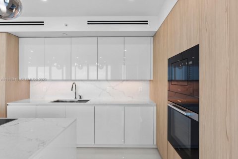 Condominio en venta en Hollywood, Florida, 4 dormitorios, 287.16 m2 № 2034363 - foto 15