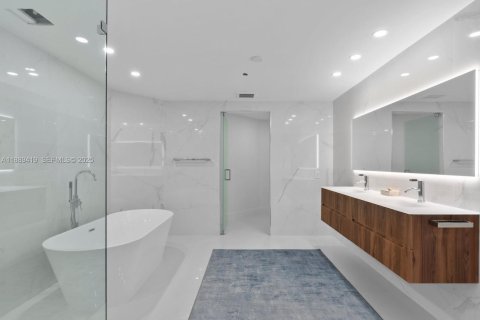 Condominio en venta en Hollywood, Florida, 4 dormitorios, 287.16 m2 № 2034363 - foto 26