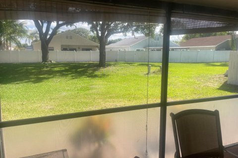 House in Boynton Beach, Florida 3 bedrooms, 125.79 sq.m. № 1174021 - photo 1