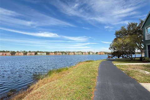 Condo in Tampa, Florida, 1 bedroom  № 2416504 - photo 11