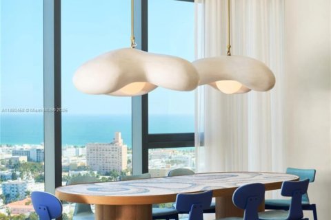Condominio en venta en Miami Beach, Florida, 3 dormitorios, 272.2 m2 № 1964187 - foto 21