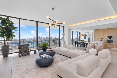 Condominio en venta en Miami Beach, Florida, 3 dormitorios, 272.2 m2 № 1964187 - foto 4