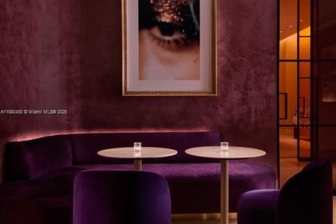 Condominio en venta en Miami Beach, Florida, 3 dormitorios, 272.2 m2 № 1964187 - foto 25