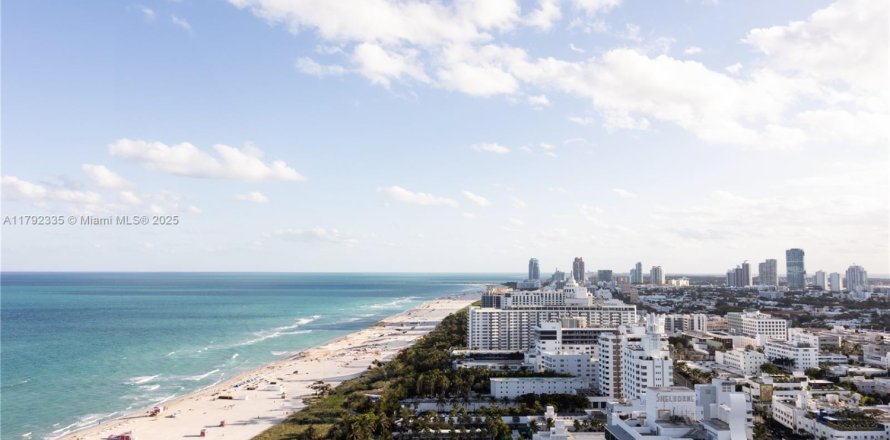 Condo à Miami Beach, Floride, 2 chambres № 1741942