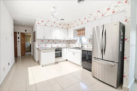 Casa en venta en Largo, Florida, 3 dormitorios, 136.75 m2 № 1899709 - foto 10