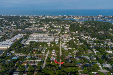 Casa en venta en Largo, Florida, 3 dormitorios, 136.75 m2 № 1899709 - foto 2