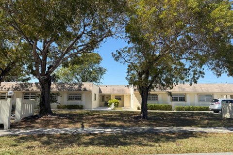 Купить кондоминиум в Майами, Флорида 1 спальня, 86.86м2, № 1958525 - фото 15