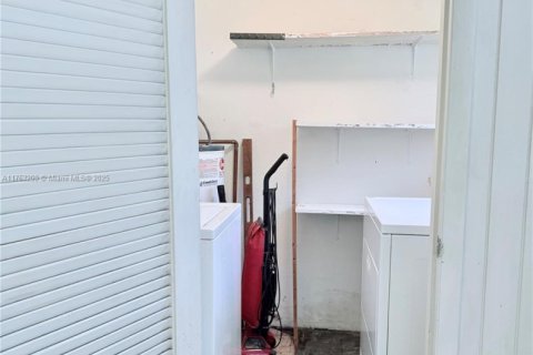 Купить кондоминиум в Майами, Флорида 1 спальня, 86.86м2, № 1958525 - фото 13