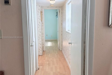 Купить кондоминиум в Майами, Флорида 1 спальня, 86.86м2, № 1958525 - фото 5