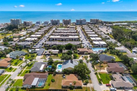 Villa ou maison à Indialantic, Floride 4 chambres, 255.2 m2 № 2432605