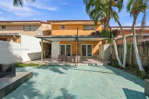 Villa ou maison à vendre à Hialeah, Floride: 4 chambres, 193.79 m2 № 2414811 - photo 26