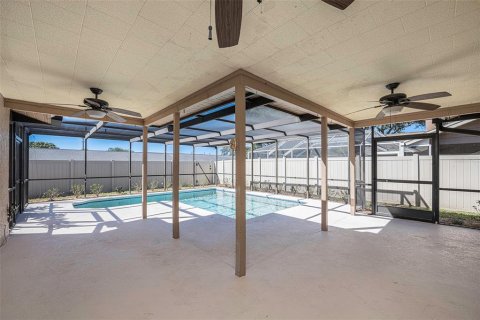 Villa ou maison à louer à Palm Harbor, Floride: 3 chambres, 156.82 m2 № 2356077 - photo 19
