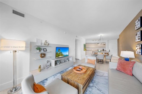Copropriété à louer à Hollywood, Floride: 1 chambre, 78.97 m2 № 1933864 - photo 12