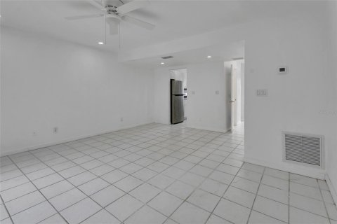 Купить кондоминиум в Дейтона-Бич, Флорида 4 комнаты, 104.24м2, № 2211465 - фото 3