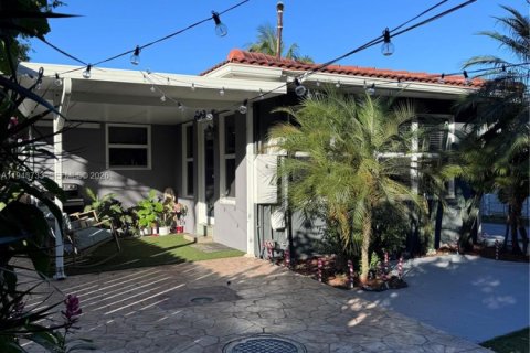 Casa en venta en Hollywood, Florida, 3 dormitorios, 156.17 m2 № 2004757 - foto 25