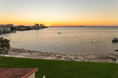 Touwnhouse à vendre à Dunedin, Floride: 3 chambres, 144.74 m2 № 2419656 - photo 29