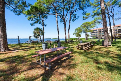 Touwnhouse à vendre à Dunedin, Floride: 3 chambres, 144.74 m2 № 2419656 - photo 24