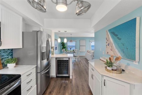 Touwnhouse à vendre à Dunedin, Floride: 3 chambres, 144.74 m2 № 2419656 - photo 8