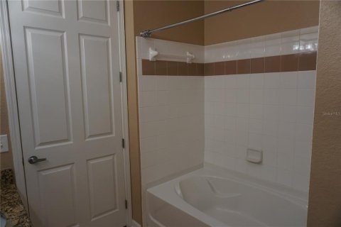 Copropriété à louer à Davenport, Floride: 2 chambres, 117.15 m2 № 2150473 - photo 18