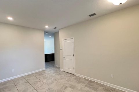 Купить таунхаус в Киссимми, Флорида 9 комнат, 166.95м2, № 1805037 - фото 4